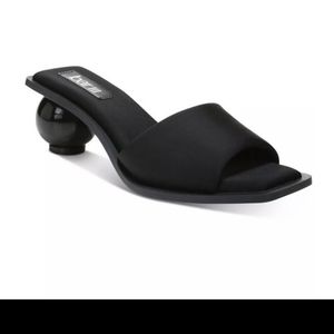 Bar III Women Shoes ,Round Heel ,Square Toe ,Sandals Black, Slip On size 6.5M